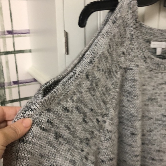 New York bare shoulder sweater - Picture 3 of 5